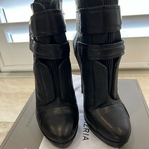 BCBG Black Booties size 8